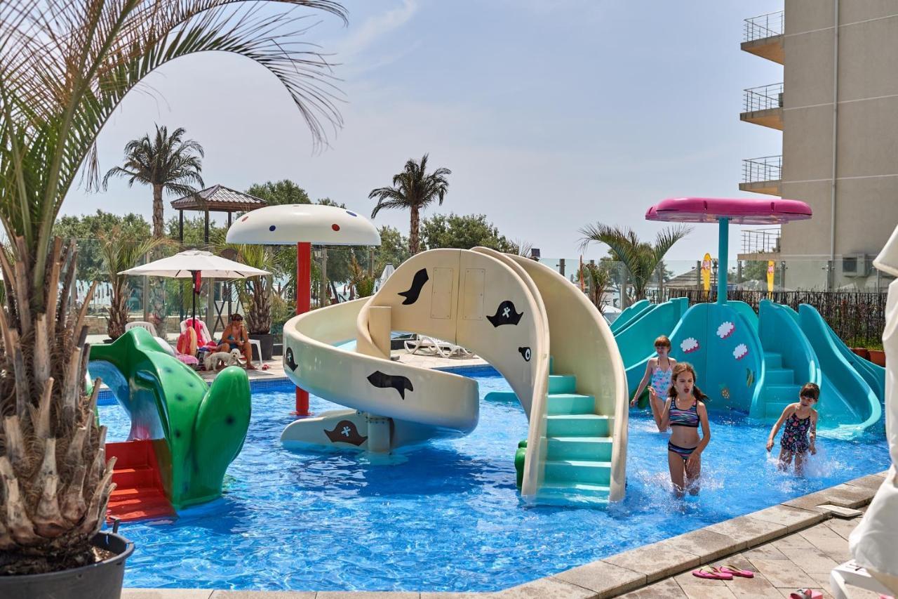 Sunfest Alezzi Beach Năvodari Exterior foto